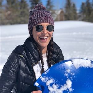 Meet your Posher, Alexis